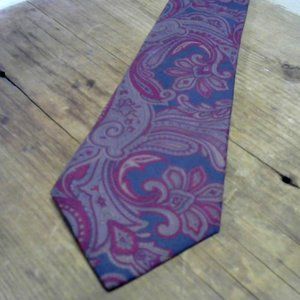 Salem Town Neck Tie #139